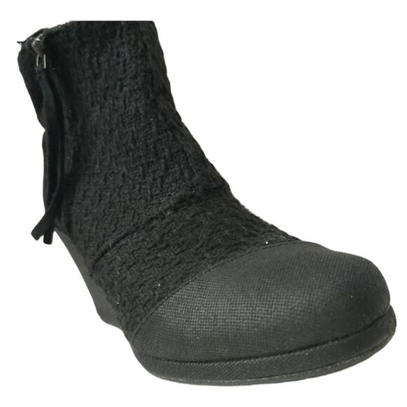 TOMS Avery Black Wedge Heel Boot Womens 7 Boho Tassel - Picture 4 of 6